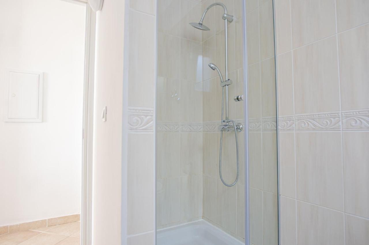 Exclusive Seaside Dream Apartments Murter Esterno foto