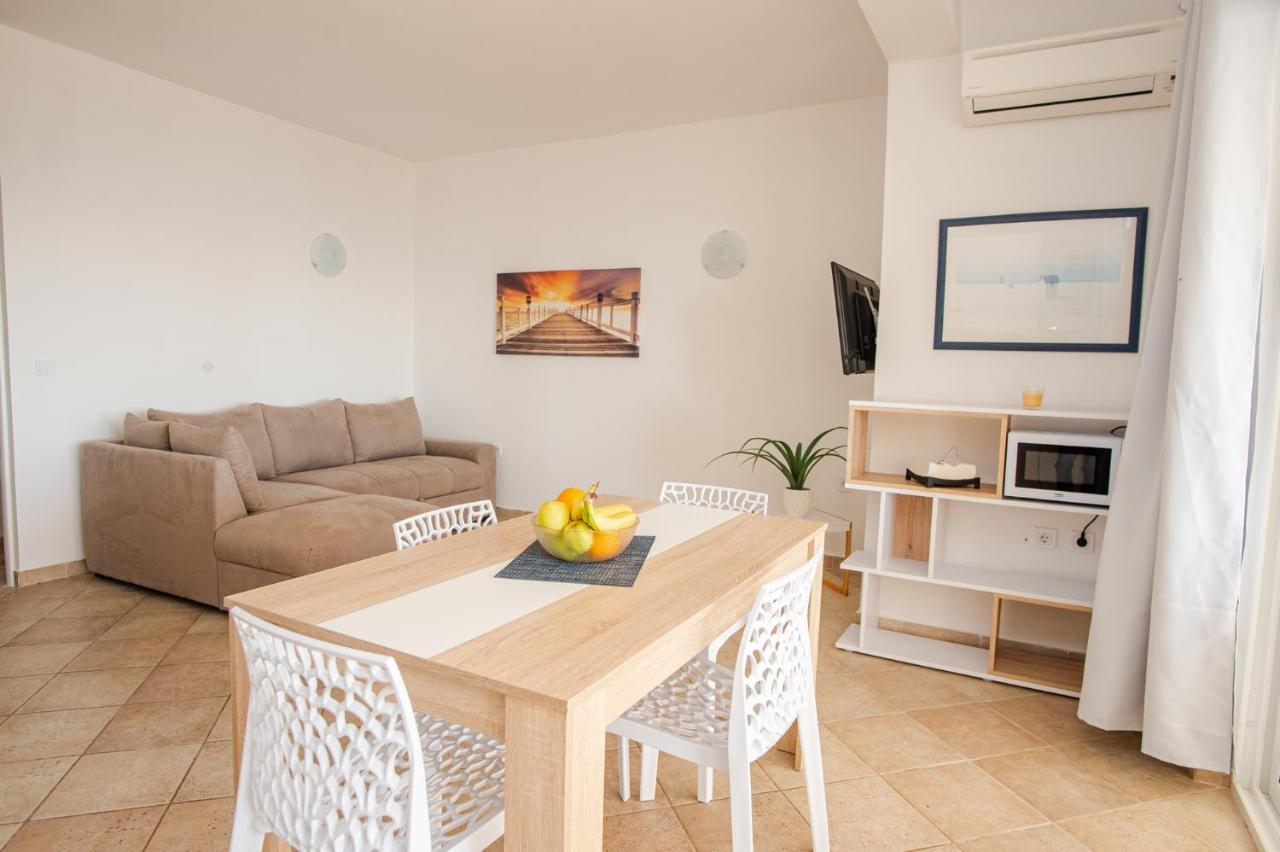 Exclusive Seaside Dream Apartments Murter Esterno foto
