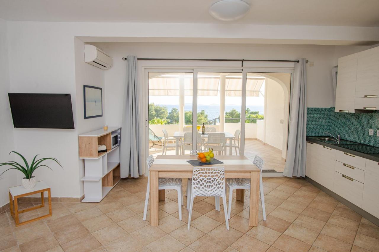 Exclusive Seaside Dream Apartments Murter Esterno foto