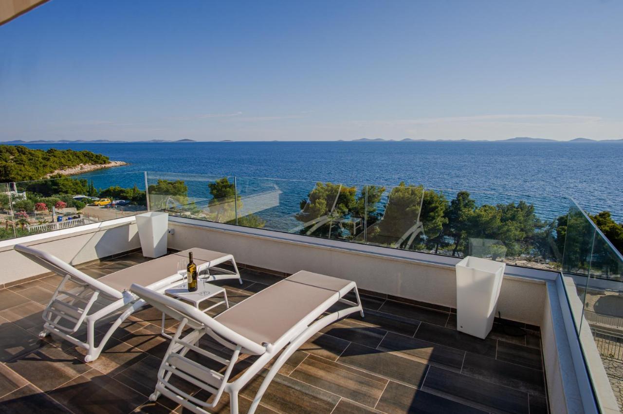 Exclusive Seaside Dream Apartments Murter Esterno foto