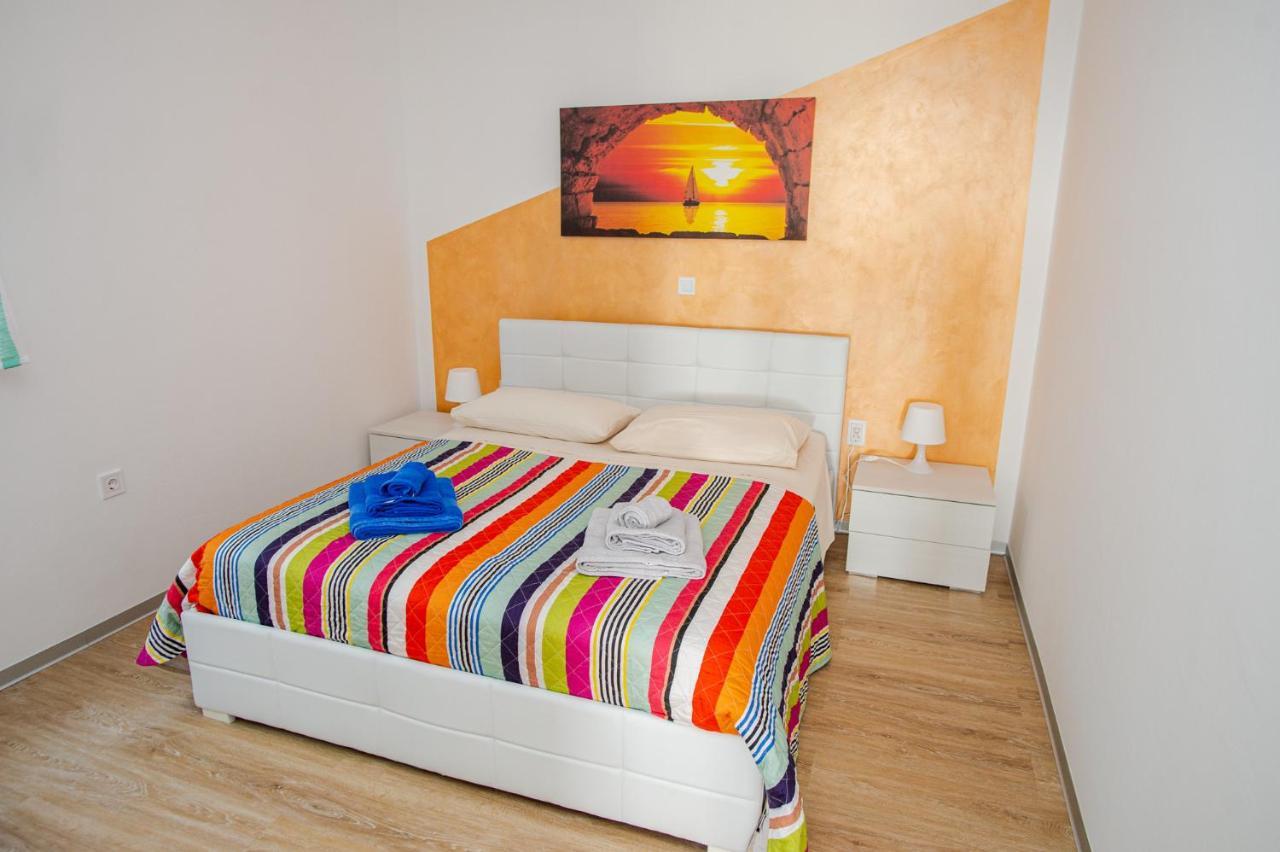 Exclusive Seaside Dream Apartments Murter Esterno foto